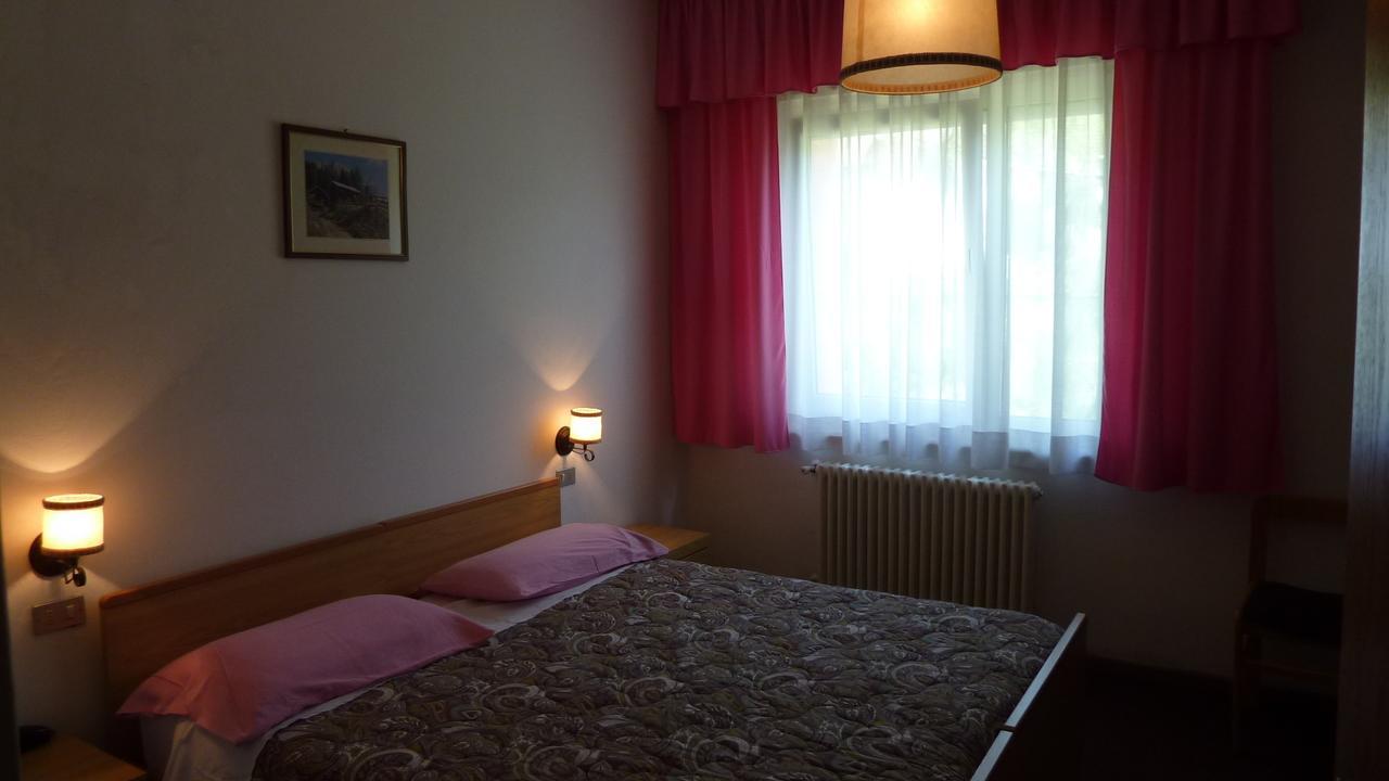 Hotel Terminus Levico Terme Exterior foto